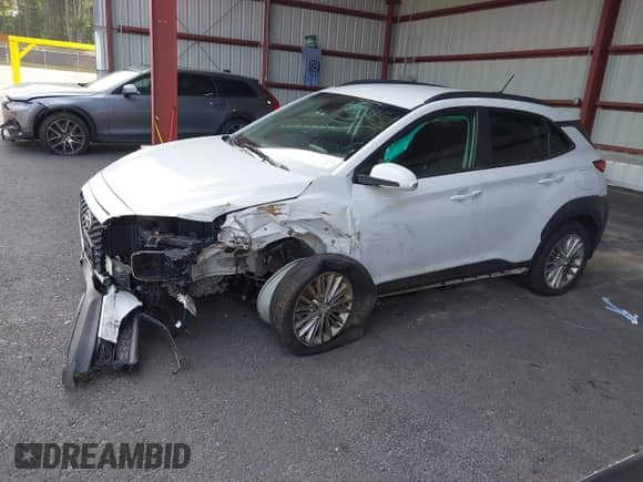 2020 Hyundai Kona SEL с VIN KM8K2CAA1LU463785, выставлен на аукционе IAAI как лот 40055542 с пробегом 58 258 миль миль и . История ставок и продаж доступна на DreamBid. Изображение 2.