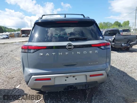 2022 Nissan Pathfinder Platinum с VIN 5N1DR3DH2NC221481, выставлен на аукционе IAAI как лот 42158644 с пробегом 43 300 миль миль и . История ставок и продаж доступна на DreamBid. Изображение 17.