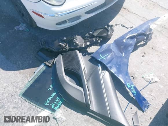 2023 Toyota Camry SE с VIN 4T1G11AK4PU136941, выставлен на аукционе IAAI как лот 42397721 с пробегом 35 670 миль миль и . История ставок и продаж доступна на DreamBid. Изображение 12.