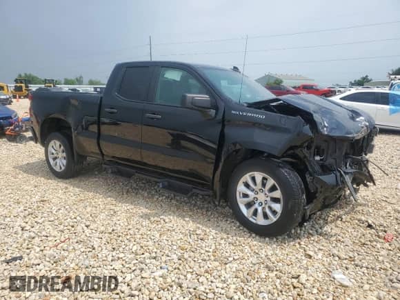 2021 Chevrolet Silverado 1500 Custom with VIN 1GCRWBEH8MZ115348, listed as a Copart auction lot 55332585 with 116,366 mi miles and Salvage title. Bid and sale history available at DreamBid. Image 4.