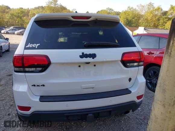 2018 Jeep Grand Cherokee Altitude с VIN 1C4RJFAG9JC467209, выставлен на аукционе IAAI как лот 43188060 с пробегом 67 417 миль миль и . История ставок и продаж доступна на DreamBid. Изображение 16.