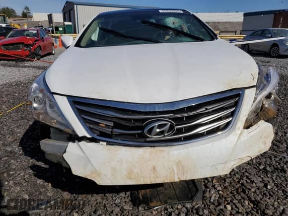 2017 Hyundai Azera Limited with VIN KMHFH4JG5HA586587, listed as a Copart auction lot 44940955 with 67,343 mi miles and Non repairable. Bid and sale history available at DreamBid. Image 5.