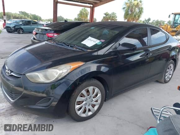 2012 Hyundai Elantra GLS z VIN KMHDH4AE2CU253843, wystawiony jako IAAI lot #42645765 z przebiegiem Nie podano mil oraz . Historia ofert i sprzedaży dostępna na DreamBid. Obrazek 2.