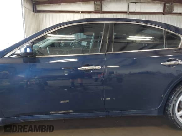 2014 Nissan Maxima S z VIN 1N4AA5AP2EC455471, wystawiony jako IAAI lot #42851850 z przebiegiem 141 250 mil mil oraz . Historia ofert i sprzedaży dostępna na DreamBid. Obrazek 15.