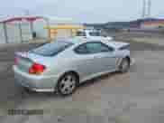 2004 Hyundai Tiburon GS с VIN KMHHM65D24U135433, выставлен на аукционе IAAI как лот 41001291 с пробегом Не указан миль и . История ставок и продаж доступна на DreamBid. Изображение 4.