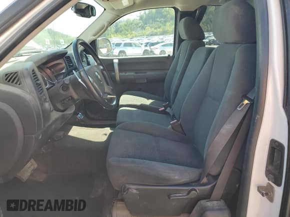 2007 Chevrolet Silverado 1500 1LT с VIN 1GCEC19C77Z631995, выставлен на аукционе Copart как лот 84790625 с пробегом 140 455 миль миль и Списание • Salvage title. История ставок и продаж доступна на DreamBid. Изображение 7.