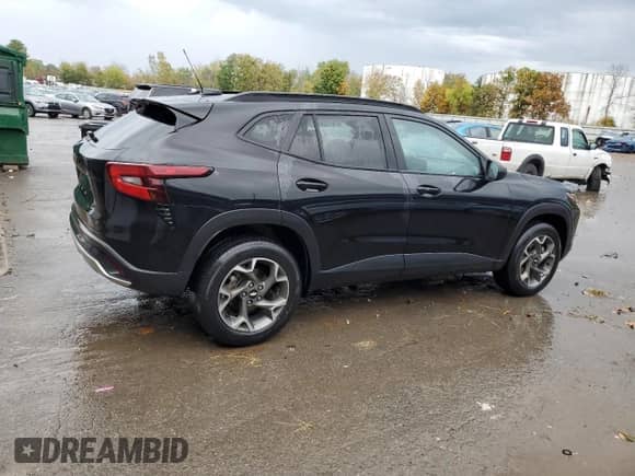 2024 Chevrolet Trax LT с VIN KL77LHE24RC056790, выставлен на аукционе Copart как лот 85583755 с пробегом 34 424 миль миль и Списание • Salvage title. История ставок и продаж доступна на DreamBid. Изображение 3.