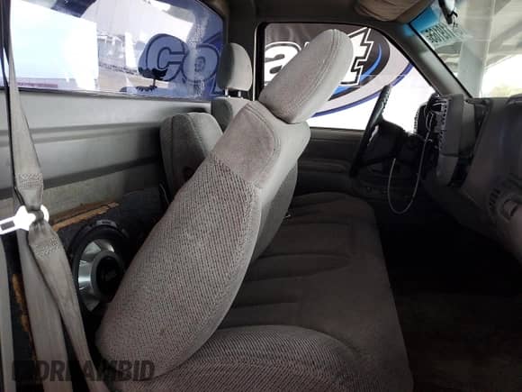 1997 Chevrolet Silverado 1500 with VIN 1GCEC14M4VZ121147, listed as a Copart auction lot 64119165 with 351,145 mi miles and Salvage title. Bid and sale history available at DreamBid. Image 10.