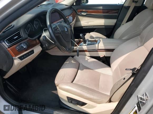 2010 BMW 7 Series 750Li xDrive с VIN WBAKC8C53AC430561, выставлен на аукционе Copart как лот 66521695 с пробегом 158 698 миль миль и Чистый • Clean title. История ставок и продаж доступна на DreamBid. Изображение 7.