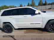 2018 Jeep Grand Cherokee Upland с VIN 1C4RJFAG0JC240927, выставлен на аукционе IAAI как лот 43401122 с пробегом 132 017 миль миль и . История ставок и продаж доступна на DreamBid. Изображение 13.