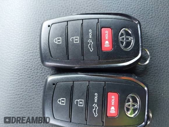 2024 Toyota Tacoma SR5 z VIN 3TMLB5JN2RM054571, wystawiony jako IAAI lot #42572496 z przebiegiem 7 157 mil mil oraz . Historia ofert i sprzedaży dostępna na DreamBid. Obrazek 11.