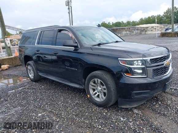 2018 Chevrolet Suburban LT z VIN 1GNSCHKC4JR207503, wystawiony jako IAAI lot #43225538 z przebiegiem 172 917 mil mil oraz . Historia ofert i sprzedaży dostępna na DreamBid. Obrazek 1.