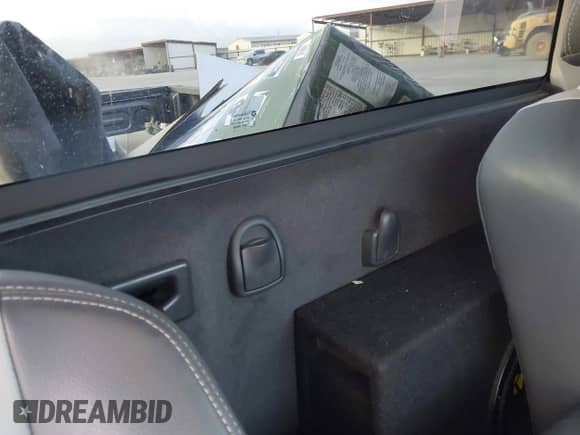 2010 Dodge 1500 ST with VIN 3D7JB1EK8AG107542, listed as a IAAI auction lot 43498127 with 118,339 mi miles and . Bid and sale history available at DreamBid. Image 8.