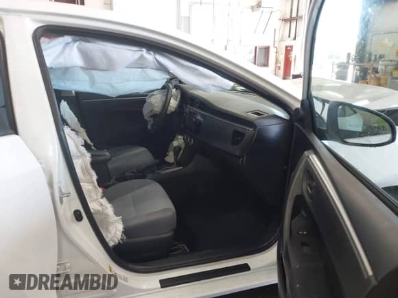 2016 Toyota Corolla L with VIN 2T1BURHE2GC618888, listed as a IAAI auction lot 42734968 with 82,813 mi miles and . Bid and sale history available at DreamBid. Image 5.