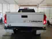 2017 Toyota Tundra Limited с VIN 5TFHW5F13HX635280, выставлен на аукционе Copart как лот 70340705 с пробегом 178 416 миль миль и Списание • Salvage title. История ставок и продаж доступна на DreamBid. Изображение 6.