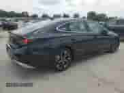 2024 Hyundai Sonata SEL z VIN KMHL64JA6RA410296, wystawiony jako Copart lot #65616995 z przebiegiem 7 342 mil mil oraz Szkoda całkowita • Salvage title. Historia ofert i sprzedaży dostępna na DreamBid. Obrazek 3.