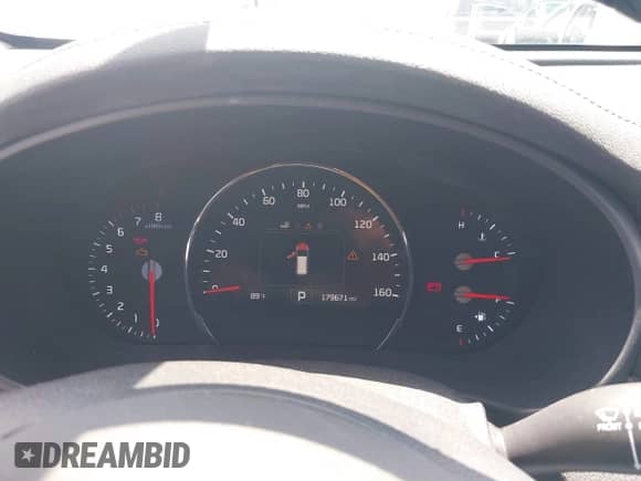 2016 Kia Sorento EX with VIN 5XYPH4A16GG024040, listed as a IAAI auction lot 42906980 with 179,671 mi miles and . Bid and sale history available at DreamBid. Image 7.