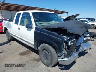 1997 GMC Sierra 1500 with VIN 2GTEC19M4V1510226, listed as a IAAI auction lot 43281258 with 281,420 mi miles and . Bid and sale history available at DreamBid. Image 1.