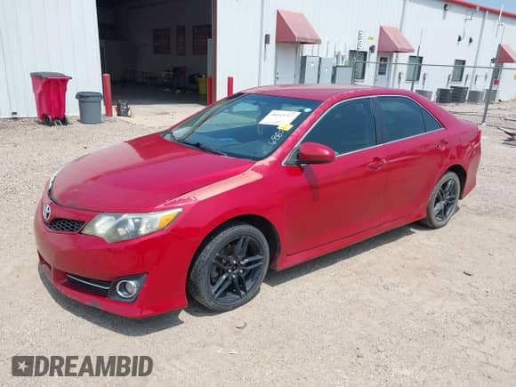 2013 Toyota Camry L with VIN 4T1BF1FK5DU688545, listed as a IAAI auction lot 40115717 with 235,400 mi miles and . Bid and sale history available at DreamBid. Image 2.