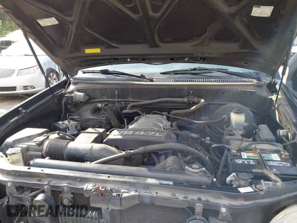 2004 Toyota Tundra Limited с VIN 5TBET38164S447911, выставлен на аукционе IAAI как лот 43489728 с пробегом 299 679 миль миль и . История ставок и продаж доступна на DreamBid. Изображение 10.