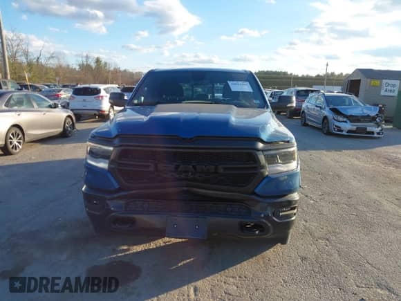 2024 Ram 1500 Big Horn z VIN 1C6SRFFT6RN232094, wystawiony jako IAAI lot #40893906 z przebiegiem 16 501 mil mil oraz . Historia ofert i sprzedaży dostępna na DreamBid. Obrazek 12.