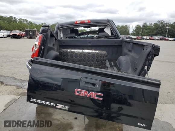 2015 GMC Sierra 1500 SLT z VIN 3GTP1VECXFG427296, wystawiony jako Copart lot #84735585 z przebiegiem Nie podano mil oraz Nie do naprawy • Non repairable. Historia ofert i sprzedaży dostępna na DreamBid. Obrazek 6.