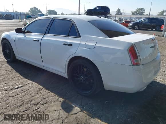 2012 Chrysler 300 Limited с VIN 2C3CCACG3CH138252, выставлен на аукционе IAAI как лот 43144982 с пробегом Не указан миль и . История ставок и продаж доступна на DreamBid. Изображение 3.