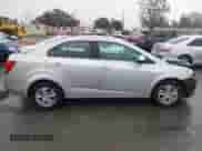 2013 Chevrolet Sonic LT с VIN 1G1JC5SH0D4167557, выставлен на аукционе IAAI как лот 43449749 с пробегом 96 216 миль миль и . История ставок и продаж доступна на DreamBid. Изображение 13.