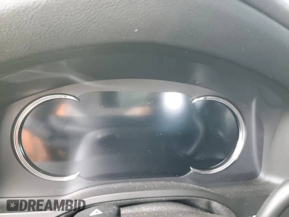 2018 Cadillac Escalade Luxury z VIN 1GYS4BKJ0JR196916, wystawiony jako Copart lot #85556905 z przebiegiem Nie podano mil oraz Szkoda całkowita • Salvage title. Historia ofert i sprzedaży dostępna na DreamBid. Obrazek 9.