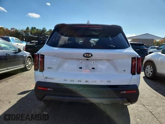 2021 Kia Sorento S с VIN 5XYRLDLCXMG050593, выставлен на аукционе Copart как лот 82721405 с пробегом 55 710 миль миль и Списание • Salvage title. История ставок и продаж доступна на DreamBid. Изображение 6.