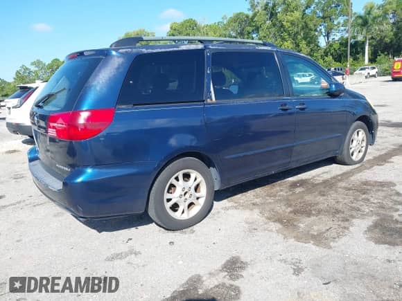 2004 Toyota Sienna XLE z VIN 5TDZA22C94S081400, wystawiony jako IAAI lot #43498058 z przebiegiem 203 324 mil mil oraz . Historia ofert i sprzedaży dostępna na DreamBid. Obrazek 4.