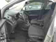 2020 Chevrolet Trax LS с VIN KL7CJKSB9LB017275, выставлен на аукционе Copart как лот 69847215 с пробегом 50 256 миль миль и Списание • Salvage title. История ставок и продаж доступна на DreamBid. Изображение 7.