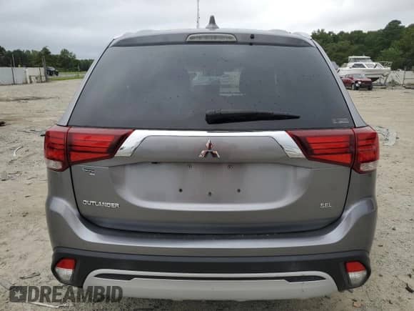 2020 Mitsubishi Outlander ES с VIN JA4AZ3A3XLZ040603, выставлен на аукционе Copart как лот 69041795 с пробегом 67 069 миль миль и Списание • Salvage title. История ставок и продаж доступна на DreamBid. Изображение 6.