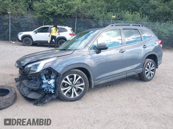 2023 Subaru Forester Limited z VIN JF2SKAPC1PH469815, wystawiony jako IAAI lot #43091194 z przebiegiem 16 277 mil mil oraz . Historia ofert i sprzedaży dostępna na DreamBid. Obrazek 2.