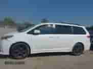 2011 Toyota Sienna SE z VIN 5TDXK3DC7BS048545, wystawiony jako IAAI lot #43006422 z przebiegiem 202 366 mil mil oraz . Historia ofert i sprzedaży dostępna na DreamBid. Obrazek 13.