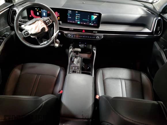 2025 Kia Sorento S с VIN 5XYRLDJC6SG378206, выставлен на аукционе Copart как лот 65598125 с пробегом 22 107 миль миль и Списание • Salvage title. История ставок и продаж доступна на DreamBid. Изображение 8.