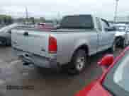 2003 Ford F-150 XL с VIN 1FTRX17213NB82511, выставлен на аукционе IAAI как лот 43583043 с пробегом Не указан миль и . История ставок и продаж доступна на DreamBid. Изображение 4.