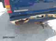 2002 Chevrolet Silverado 1500 LS с VIN 2GCEC19V521302280, выставлен на аукционе IAAI как лот 43103644 с пробегом 226 967 миль миль и . История ставок и продаж доступна на DreamBid. Изображение 12.