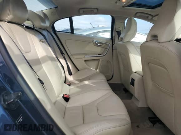 2013 Volvo S60 T5 с VIN YV1612FH2D2179677, выставлен на аукционе Copart как лот 89829675 с пробегом 104 140 миль миль и Списание • Salvage title. История ставок и продаж доступна на DreamBid. Изображение 10.