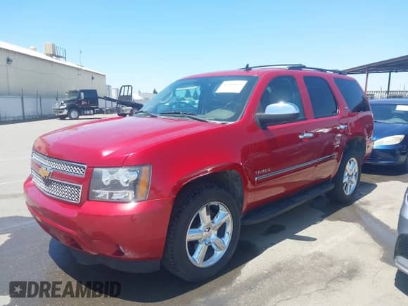 2012 Chevrolet Tahoe LTZ с VIN 1GNSKCE00CR220792, выставлен на аукционе IAAI как лот 42649651 с пробегом 221 162 миль миль и . История ставок и продаж доступна на DreamBid. Изображение 2.