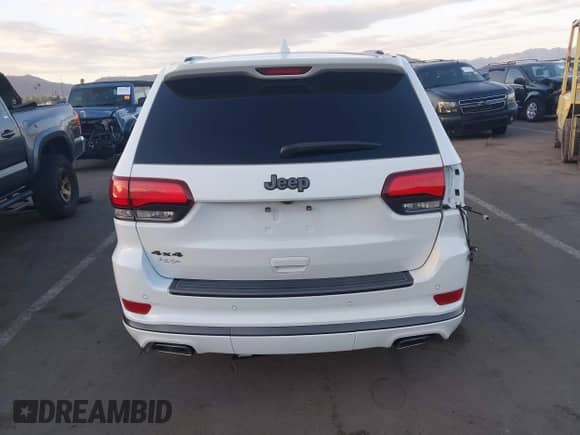 2018 Jeep Grand Cherokee Overland with VIN 1C4RJFCG7JC158464, listed as a IAAI auction lot 42056386 with 94,608 mi miles and . Bid and sale history available at DreamBid. Image 17.