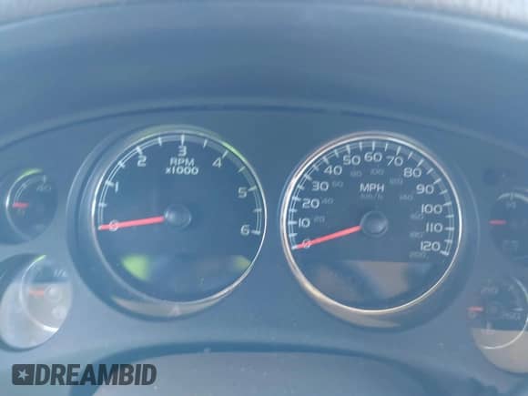 2012 Chevrolet Suburban LTZ with VIN 1GNSKKE75CR141416, listed as a IAAI auction lot 41320494 with Not provided miles and . Bid and sale history available at DreamBid. Image 7.