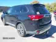 2019 Mitsubishi Outlander ES с VIN JA4AZ3A33KZ003150, выставлен на аукционе IAAI как лот 43463630 с пробегом 70 280 миль миль и . История ставок и продаж доступна на DreamBid. Изображение 3.