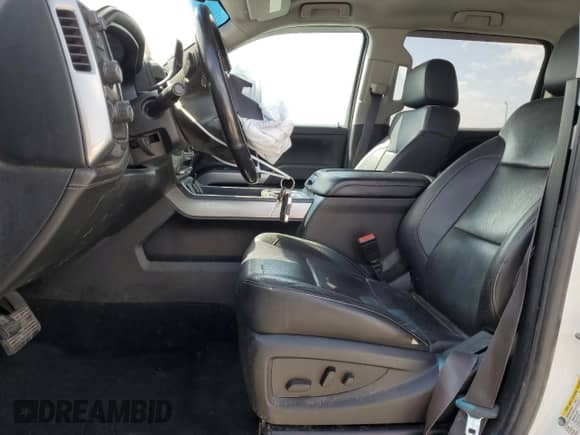 2015 Chevrolet Silverado 3500HD LTZ с VIN 1GC4K0E89FF135364, выставлен на аукционе Copart как лот 67867825 с пробегом 164 824 миль миль и Списание • Salvage title. История ставок и продаж доступна на DreamBid. Изображение 7.