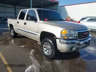 2007 GMC Sierra 1500 SL с VIN 2GTEC13V471162108, выставлен на аукционе IAAI как лот 43029350 с пробегом 297 613 миль миль и . История ставок и продаж доступна на DreamBid. Изображение 1.