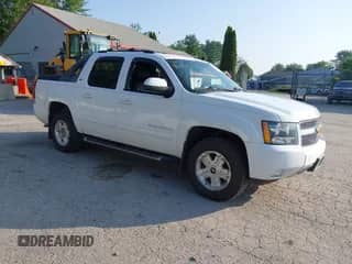 2011 Chevrolet Avalanche LT с VIN 3GNTKFE32BG353486, выставлен на аукционе IAAI как лот 42739696 с пробегом 123 879 миль миль и . История ставок и продаж доступна на DreamBid. Изображение 1.