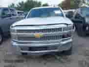2019 Chevrolet Silverado 2500HD Work Truck z VIN 2GB2CREG1K1221564, wystawiony jako IAAI lot #42362013 z przebiegiem 126 897 mil mil oraz . Historia ofert i sprzedaży dostępna na DreamBid. Obrazek 11.