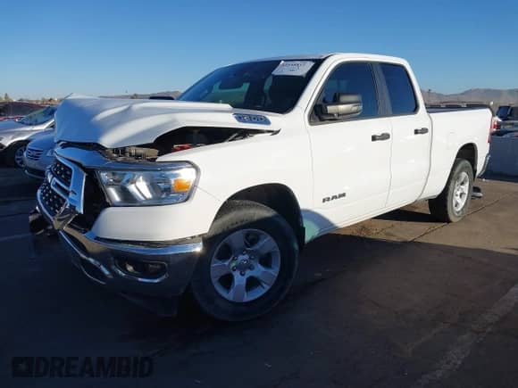 2023 Ram 1500 Big Horn z VIN 1C6RREBG9PN511845, wystawiony jako IAAI lot #41548812 z przebiegiem 25 094 mil mil oraz . Historia ofert i sprzedaży dostępna na DreamBid. Obrazek 2.