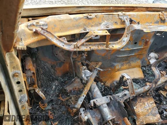 2002 Chevrolet Silverado 2500HD LS with VIN 1GCHK24U22Z250358, listed as a Copart auction lot 82574094 with Not provided miles and Non repairable. Bid and sale history available at DreamBid. Image 9.