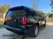 2019 Chevrolet Suburban LT с VIN 1GNSKHKCXKR274823, выставлен на аукционе Copart как лот 85012045 с пробегом 130 408 миль миль и Чистый • Clean title. История ставок и продаж доступна на DreamBid. Изображение 4.